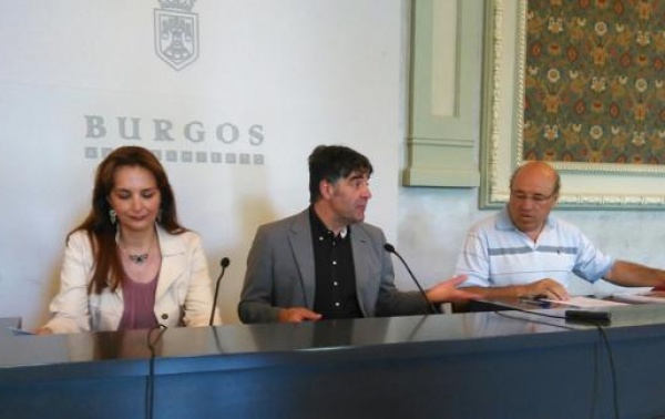 Fernando Gómez, Regina Peñacoba y Miguel Alonso han presentado el Festival.